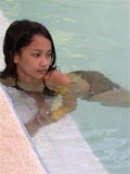 Shy Filipino teen sucks hard in swimming pool