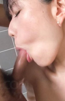 Hot milf Manami Komukai gobbles cock in the shower
