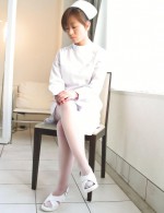 There is a lovely pussy under Miina Minamoto´s nurse uniform